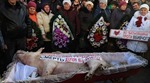 Đám tang của lợn tại thủ đô Kiev